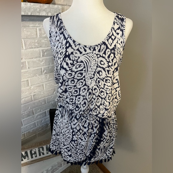 Lilly Pulitzer Jarrett Romper Bright Navy Pineapple Party - Picture 2 of 7